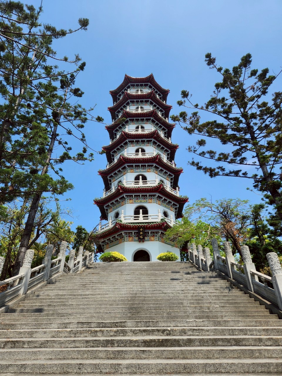 高雄市内での観光の様子