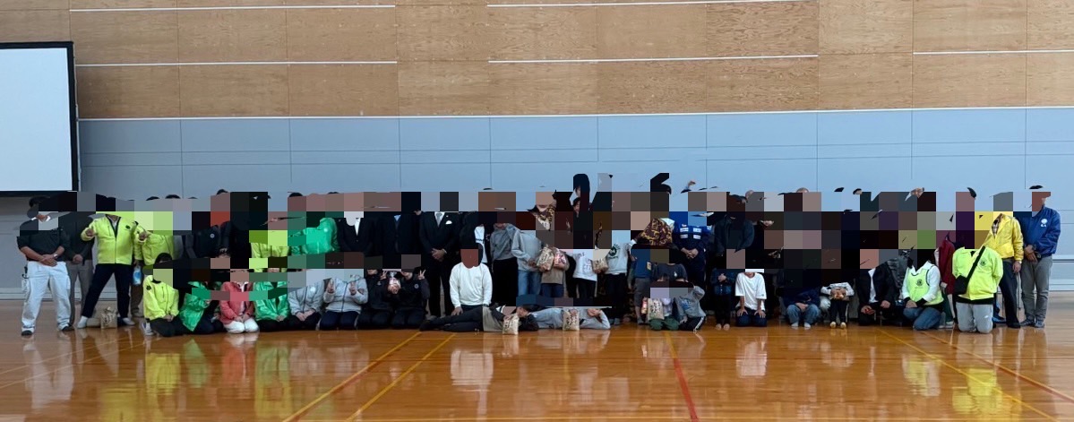 GREEN LION 336-B 参加者全員での集合写真