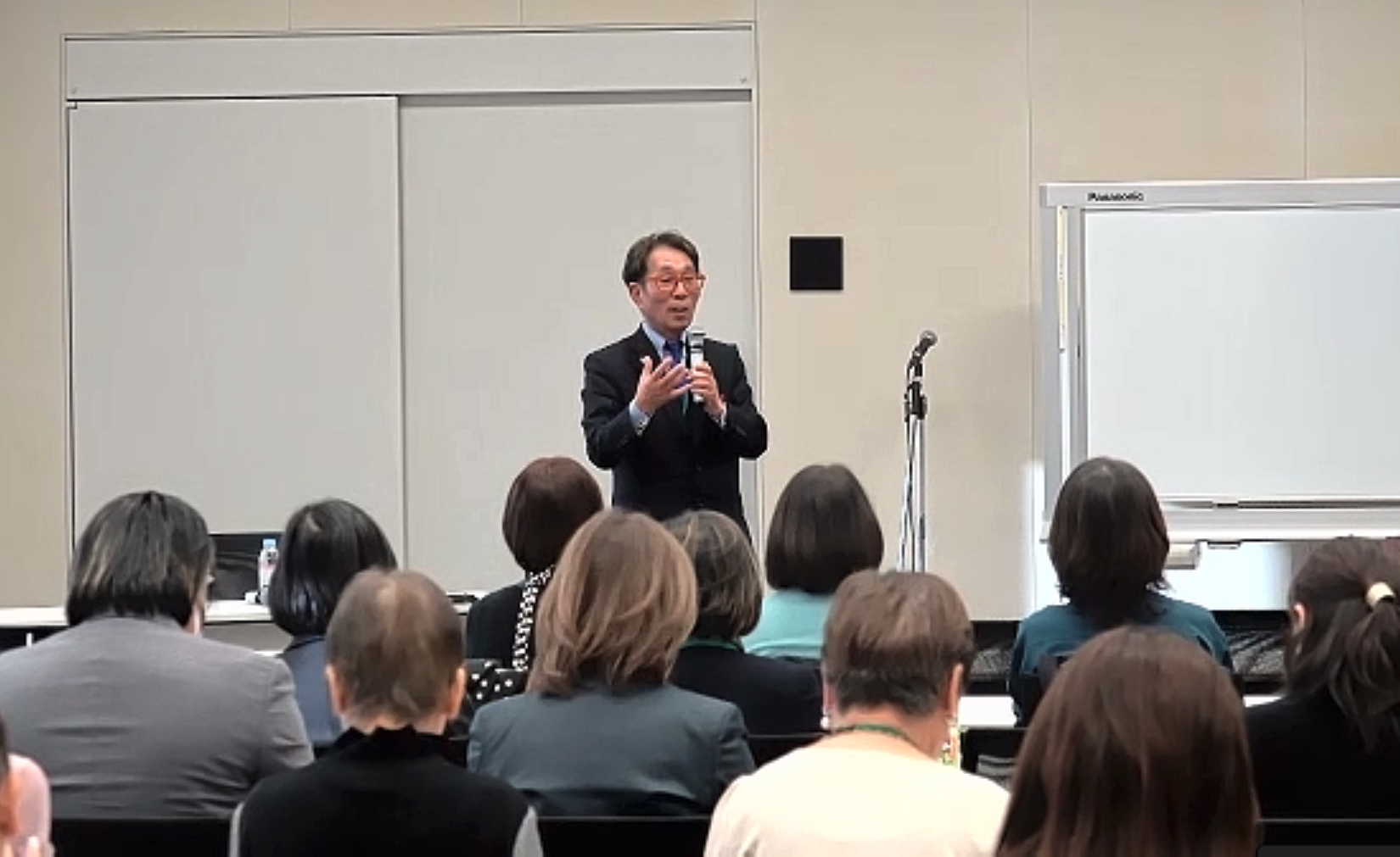 全日本女性シンポジウム 開会の様子